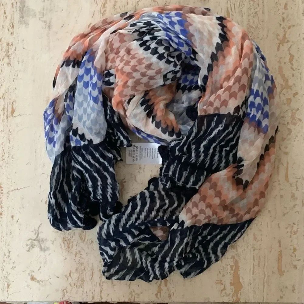 Stella dot globetrotter scarf in sunset